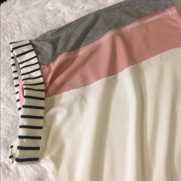 NWT Umgee Color Block Knot Short Sleeve Top - Picture 4 of 6